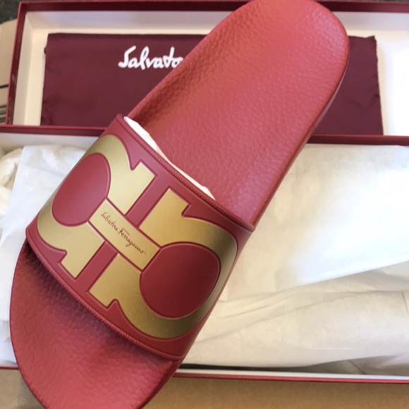 Salvatore Ferragamo Other - Ferragamo Double Gancini flip flop slide
